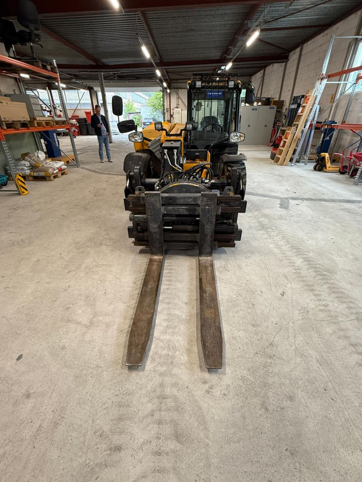 JCB 525-60T5 Hi-Viz - جرافة ذات عجلات تلسكوبية: صور 3 JCB 525-60T5 Hi-Viz - جرافة ذات عجلات تلسكوبية: صور 3