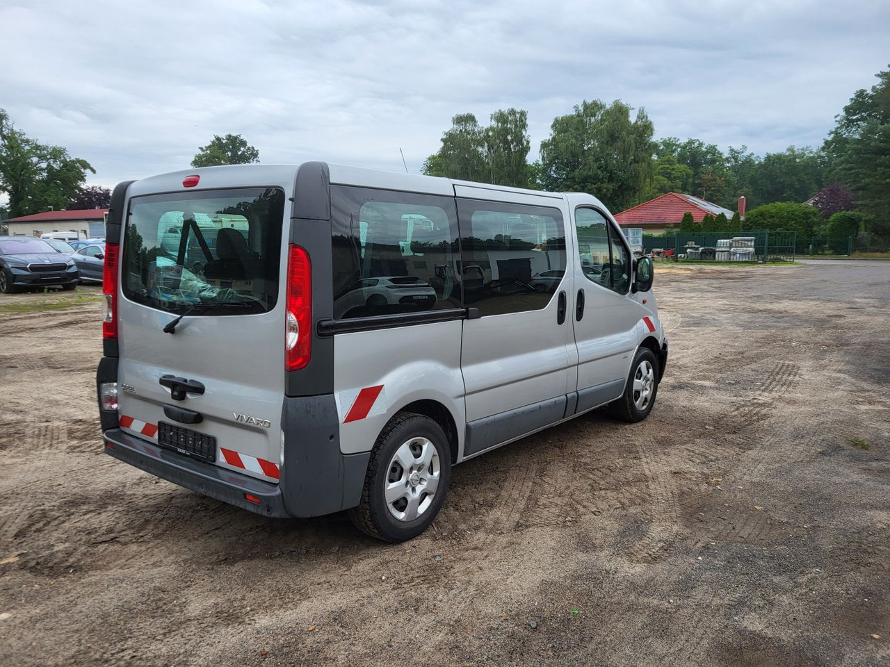 OPEL Vivaro 2900 2.0 CDTI - الشاحنات الصغيرة: صور 3 OPEL Vivaro 2900 2.0 CDTI - الشاحنات الصغيرة: صور 3