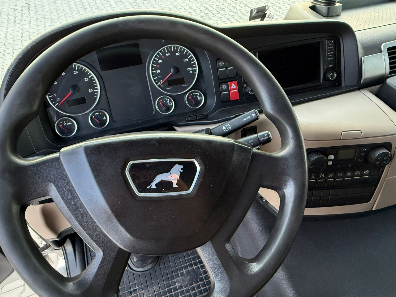 شاحنة ستارة MAN TGM 12.250 / TGL / BURTO - FIRANKA / WINDA / 18 PALET / AUTOMAT: صور 24 شاحنة ستارة MAN TGM 12.250 / TGL / BURTO - FIRANKA / WINDA / 18 PALET / AUTOMAT: صور 24