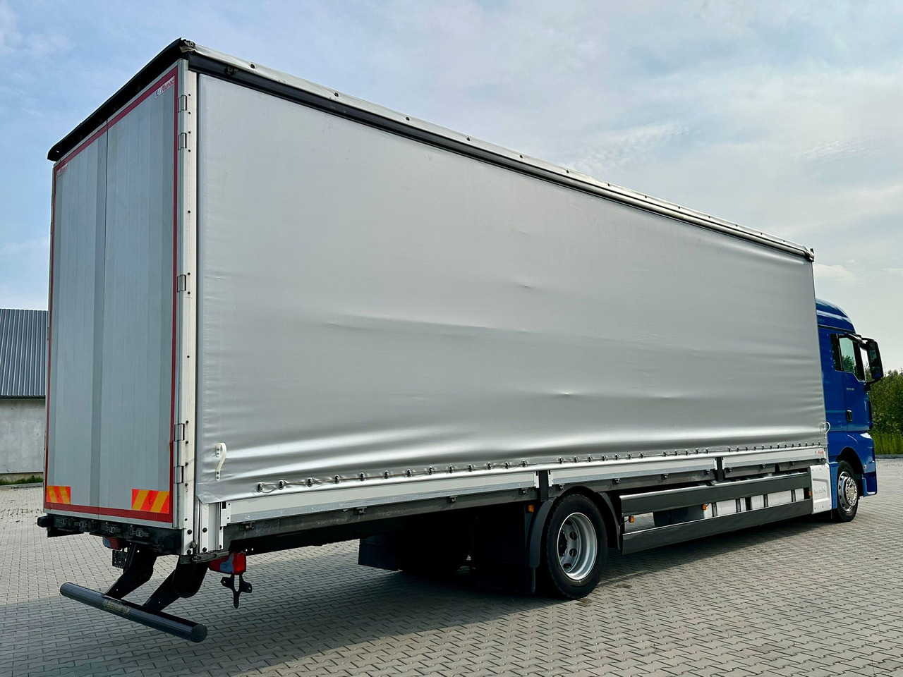 MAN TGX 18.360 / BURTO - FIRANKA / 23 PALETY / SYPIALKA / AUTOMAT / 2021 ROK / SPROWADZONY / SERWISOW - شاحنة ستارة: صور 3 MAN TGX 18.360 / BURTO - FIRANKA / 23 PALETY / SYPIALKA / AUTOMAT / 2021 ROK / SPROWADZONY / SERWISOW - شاحنة ستارة: صور 3