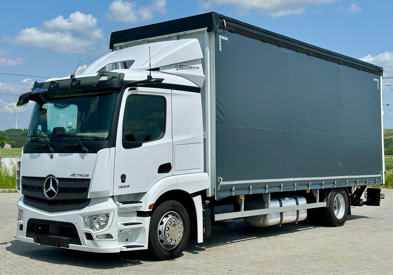 MERCEDES-BENZ ACTROS 1833 / FIRANKA / WINDA / 18 PALET / AUTOMAT / 310 TYS KM / DUŻY SILNIK / 2020 ROK / SYPIALKA - شاحنة ستارة: صور 2 MERCEDES-BENZ ACTROS 1833 / FIRANKA / WINDA / 18 PALET / AUTOMAT / 310 TYS KM / DUŻY SILNIK / 2020 ROK / SYPIALKA - شاحنة ستارة: صور 2