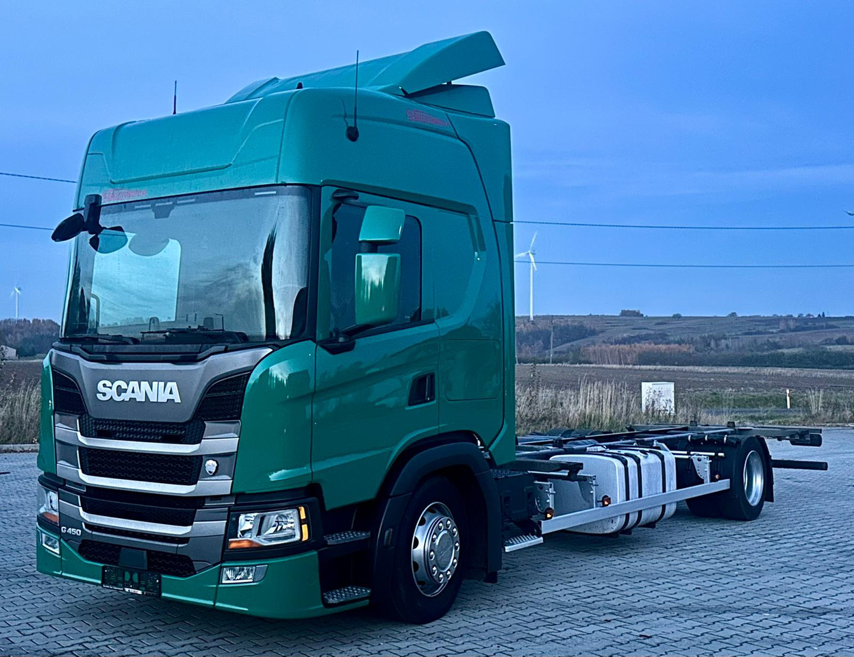 SCANIA G450 / RAMA DO ZABUDOWY / ROZSTAW 5.75 / AUTOMAT / SYPIALKA - الشاسيه شاحنة: صور 2 SCANIA G450 / RAMA DO ZABUDOWY / ROZSTAW 5.75 / AUTOMAT / SYPIALKA - الشاسيه شاحنة: صور 2