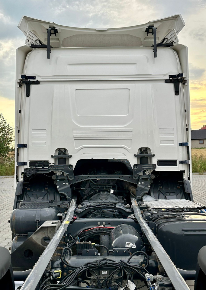 SCANIA P220 / RAMA DO ZABUDOWY / ROZSTAW OSI 3.90 M / SILNIK 6 / WYWROTKA / BECZKA / HAKOWIEC / UTRZYMANIE DRÓG / AUTOMAT / 2019 ROK / NISKI PRZEBIEG - الشاسيه شاحنة: صور 5 SCANIA P220 / RAMA DO ZABUDOWY / ROZSTAW OSI 3.90 M / SILNIK 6 / WYWROTKA / BECZKA / HAKOWIEC / UTRZYMANIE DRÓG / AUTOMAT / 2019 ROK / NISKI PRZEBIEG - الشاسيه شاحنة: صور 5