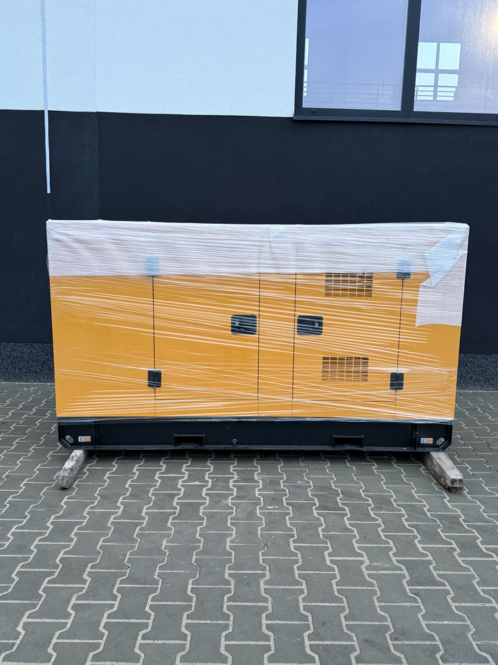 IVECO 80 kVA / 65 kW - مجموعة المولدات: صور 1 IVECO 80 kVA / 65 kW - مجموعة المولدات: صور 1