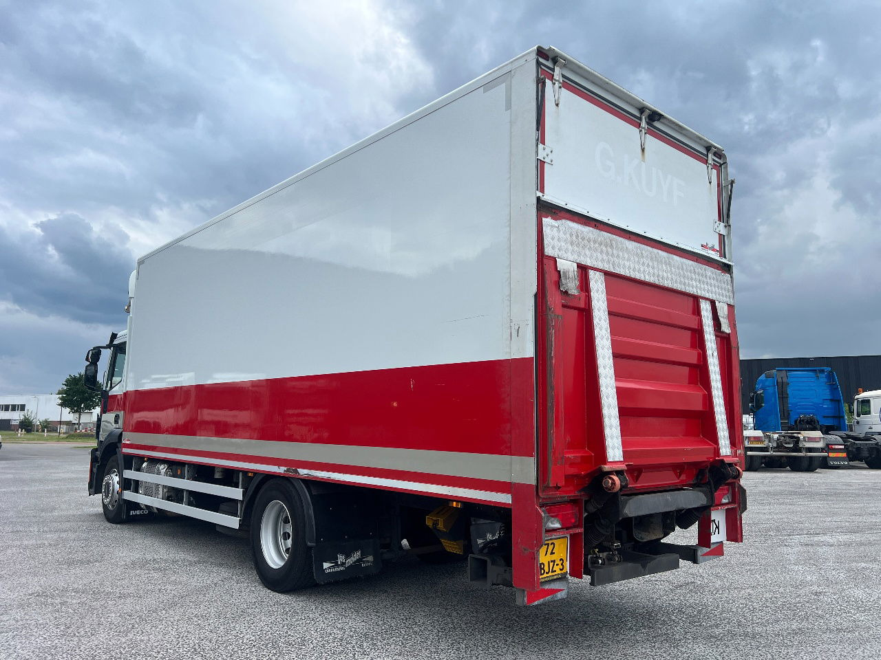 Iveco Stralis 310 AD, 19Ton, Euro 6 - بصندوق مغلق شاحنة: صور 4 Iveco Stralis 310 AD, 19Ton, Euro 6 - بصندوق مغلق شاحنة: صور 4