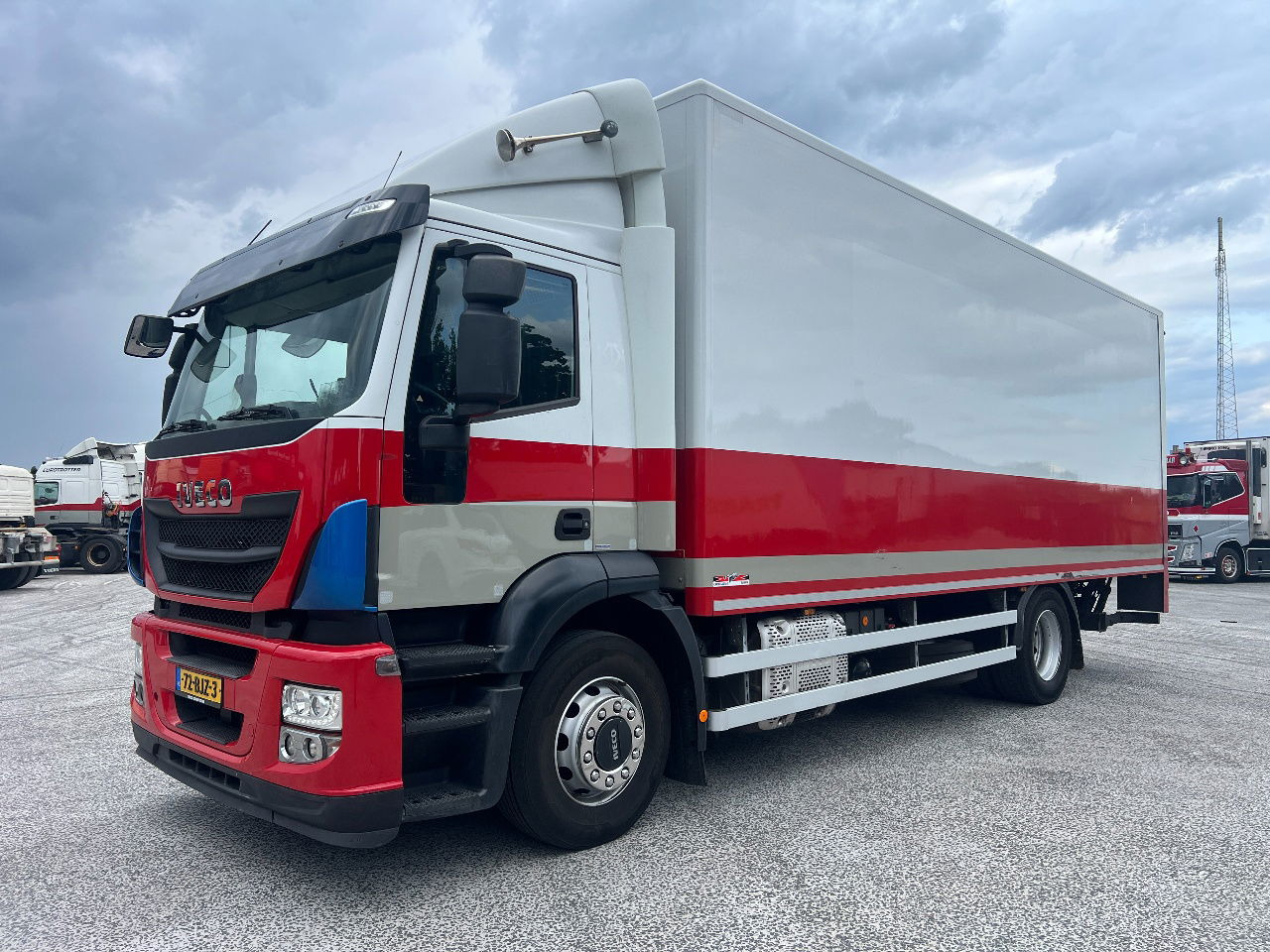 Iveco Stralis 310 AD, 19Ton, Euro 6 - بصندوق مغلق شاحنة: صور 1 Iveco Stralis 310 AD, 19Ton, Euro 6 - بصندوق مغلق شاحنة: صور 1
