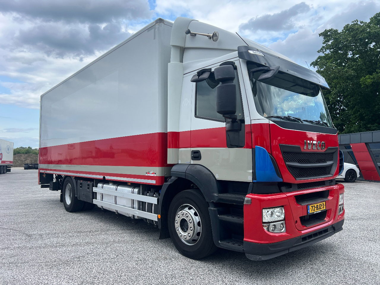 Iveco Stralis 310 AD, 19Ton, Euro 6 - بصندوق مغلق شاحنة: صور 2 Iveco Stralis 310 AD, 19Ton, Euro 6 - بصندوق مغلق شاحنة: صور 2