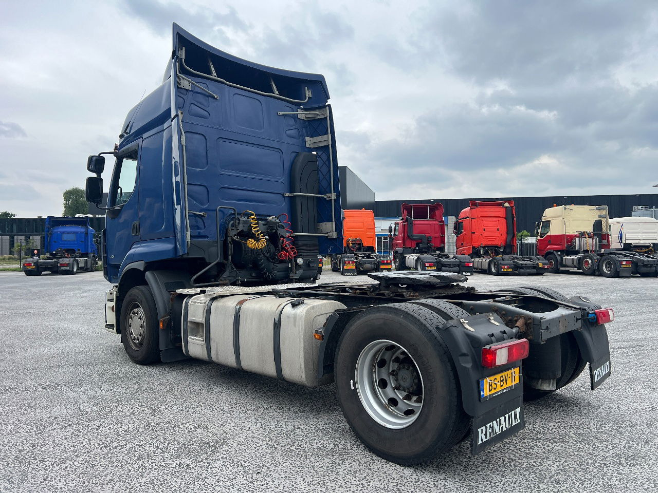 Renault Premium 380 Euro 3, NL Truck - شاحنة جرار: صور 4 Renault Premium 380 Euro 3, NL Truck - شاحنة جرار: صور 4