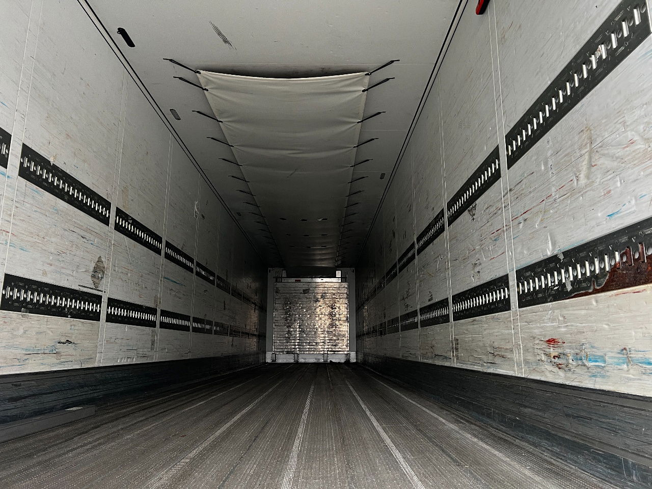 Schmitz Cargobull Carrier Vector 1550, 2x lift axle - مبردة نصف مقطورة: صور 5 Schmitz Cargobull Carrier Vector 1550, 2x lift axle - مبردة نصف مقطورة: صور 5