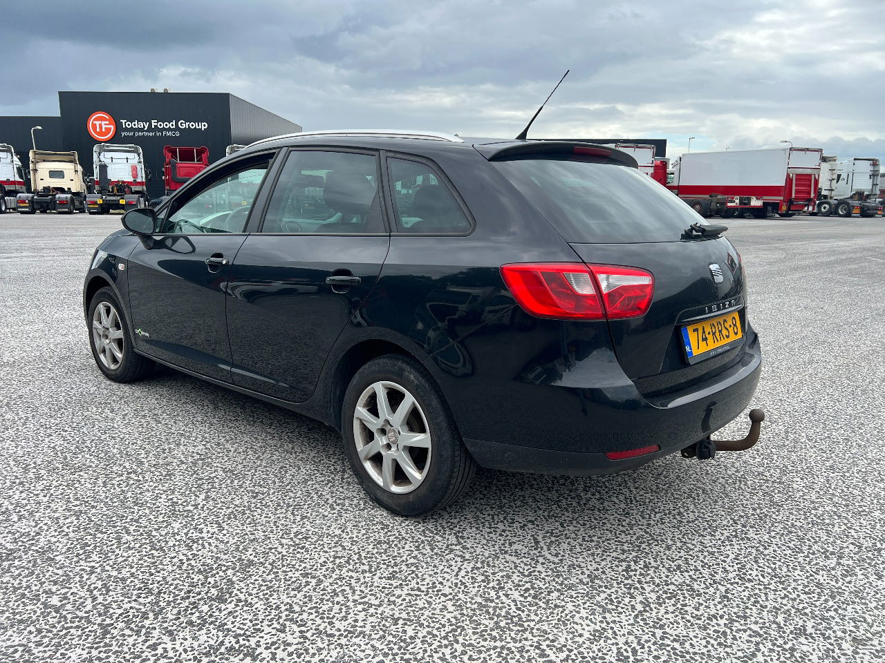 Seat Ibiza 1.2 TDI, Manual, Copa edition - هاتشباك: صور 5 Seat Ibiza 1.2 TDI, Manual, Copa edition - هاتشباك: صور 5