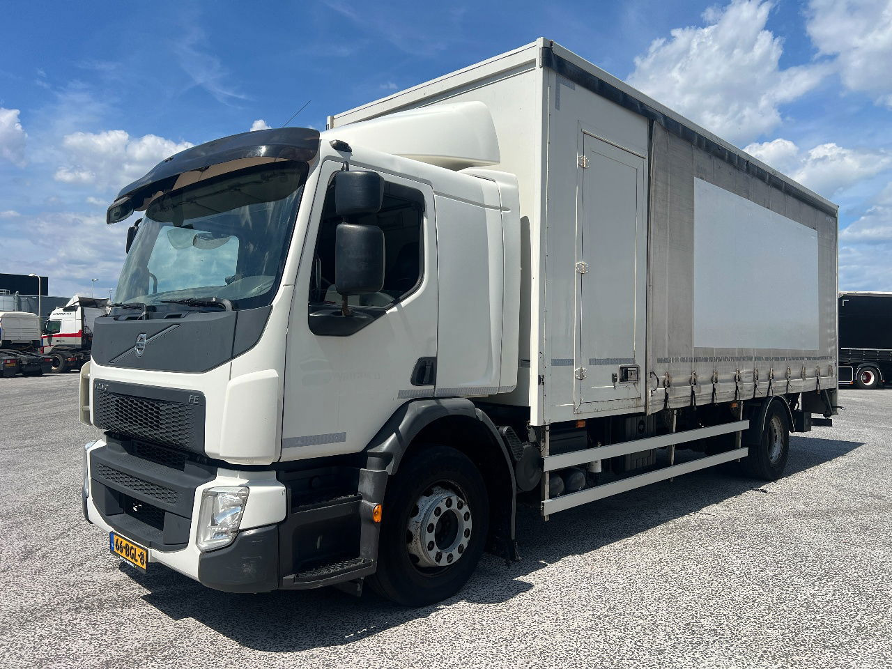 Volvo FE 250 Euro 6, 19T - شاحنة ستارة: صور 1 Volvo FE 250 Euro 6, 19T - شاحنة ستارة: صور 1