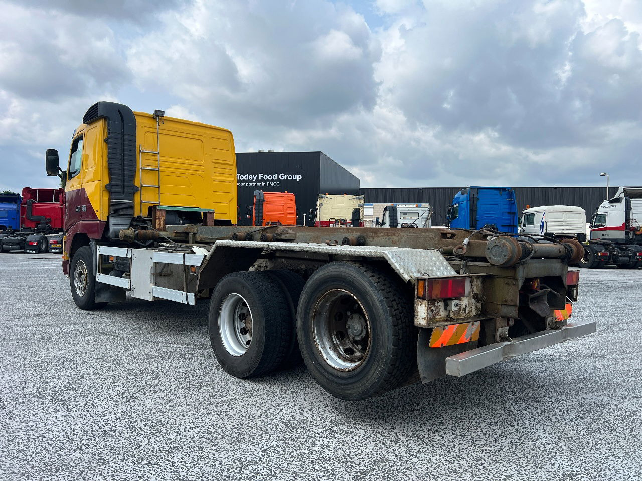 Volvo FH 12.380 6x2, NCH, Euro2, Full Steel - شاحنات الحاويات/ جسم علوي قابل للتغيير شاحنة: صور 4 Volvo FH 12.380 6x2, NCH, Euro2, Full Steel - شاحنات الحاويات/ جسم علوي قابل للتغيير شاحنة: صور 4