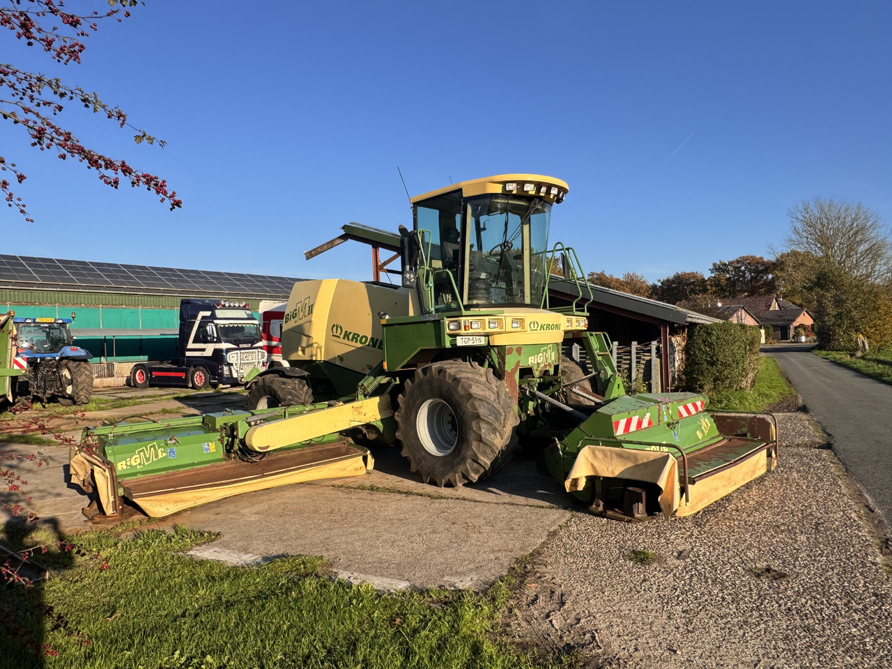 KRONE Big M II CV - جزازة: صور 1 KRONE Big M II CV - جزازة: صور 1