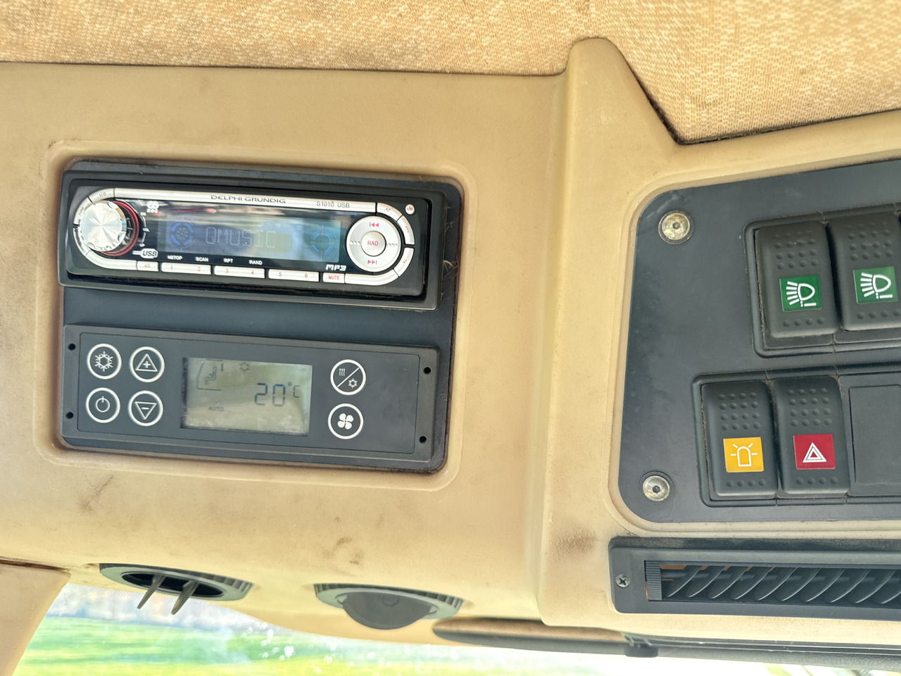 جزازة KRONE Big M II CV: صور 19 جزازة KRONE Big M II CV: صور 19