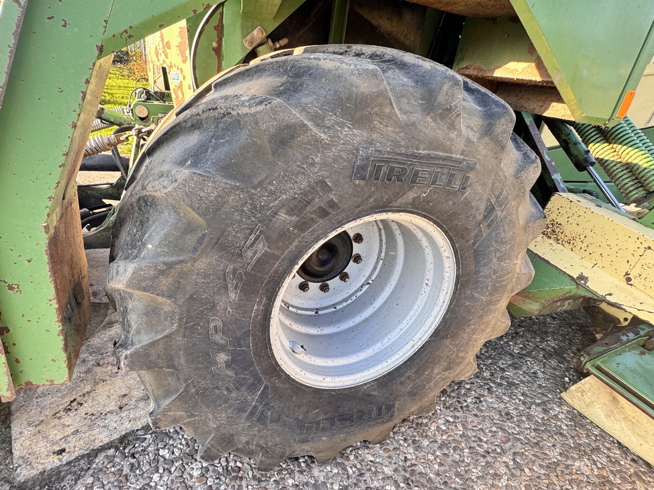 جزازة KRONE Big M II CV: صور 7 جزازة KRONE Big M II CV: صور 7