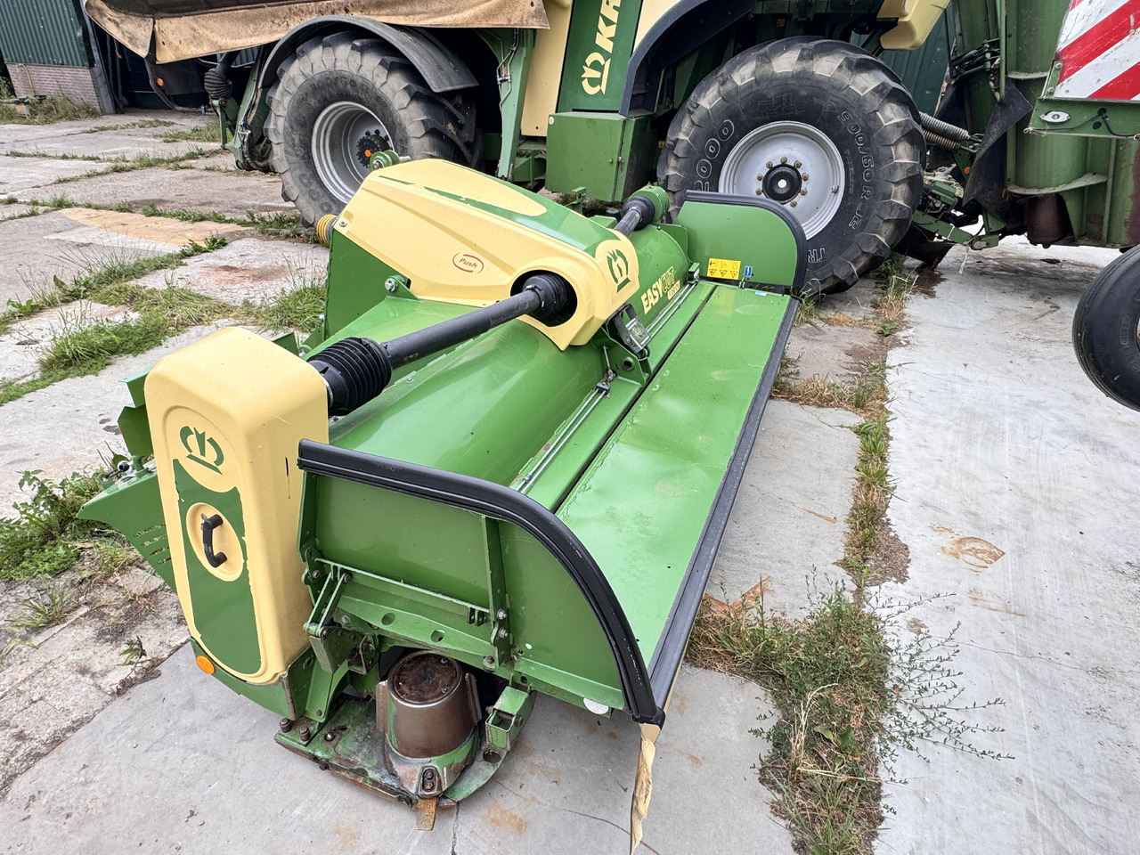 جزازة KRONE Easycut B1000 CV + F360 CV: صور 27