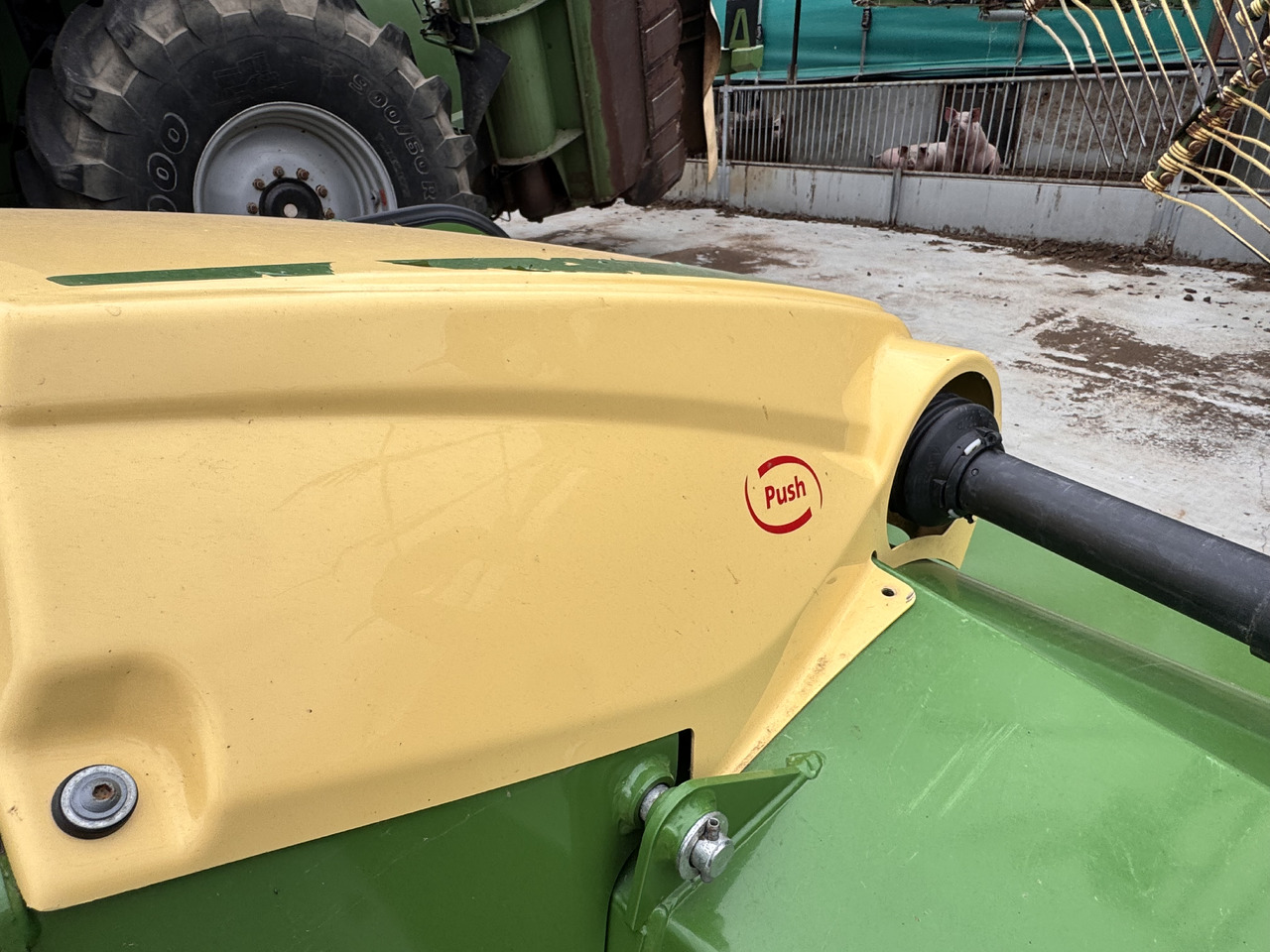 جزازة KRONE Easycut B1000 CV + F360 CV: صور 30