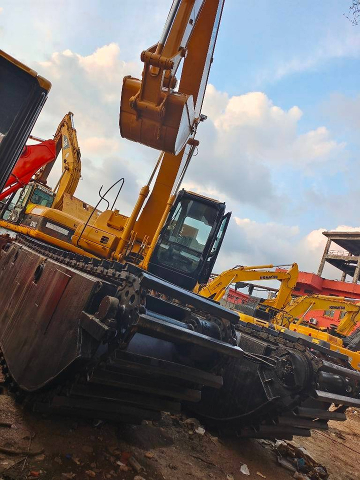 CAT 320 C - حفارات برمائية: صور 4 CAT 320 C - حفارات برمائية: صور 4