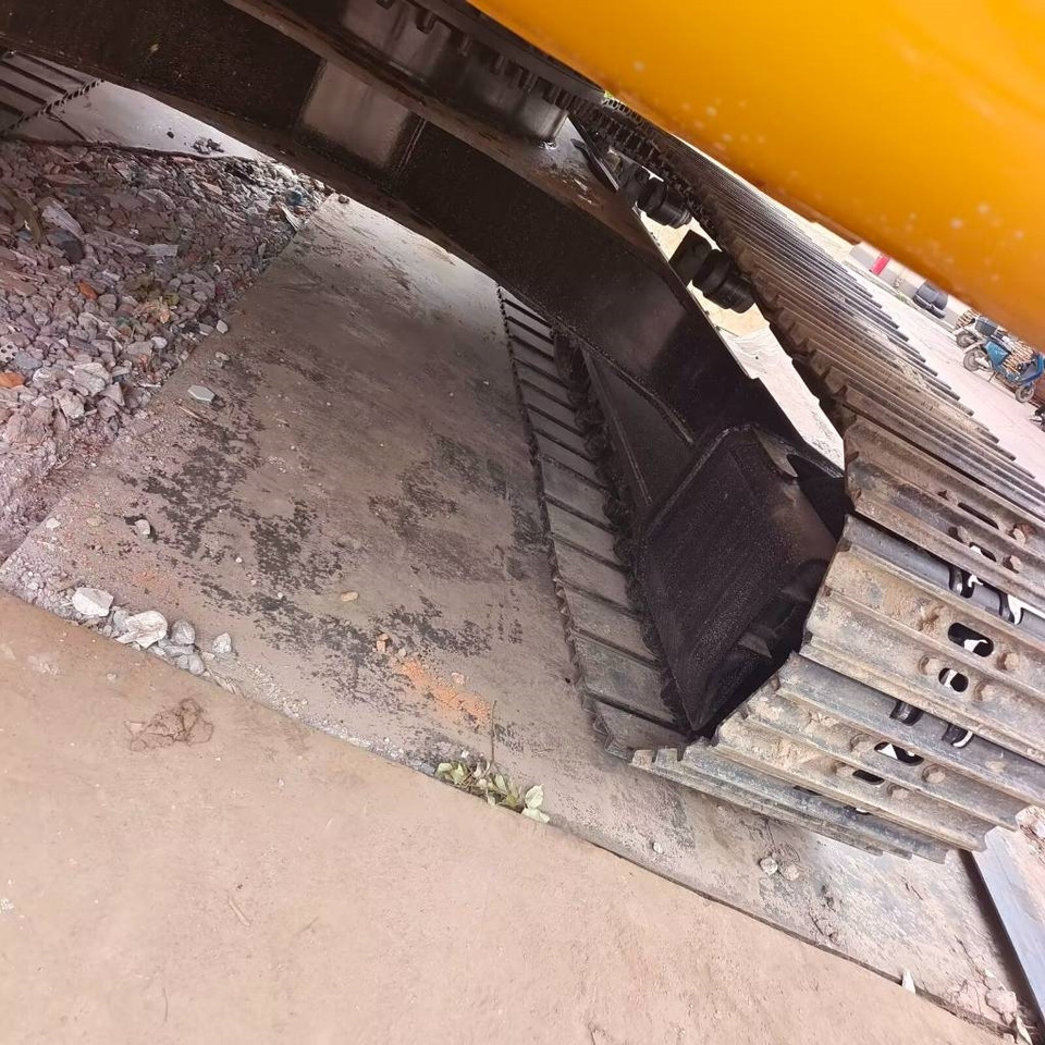 CAT 320 D2L - حفارات زحافة: صور 4 CAT 320 D2L - حفارات زحافة: صور 4