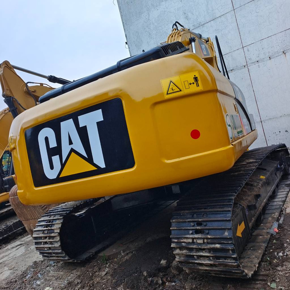 CAT 323 D - حفارات زحافة: صور 5 CAT 323 D - حفارات زحافة: صور 5