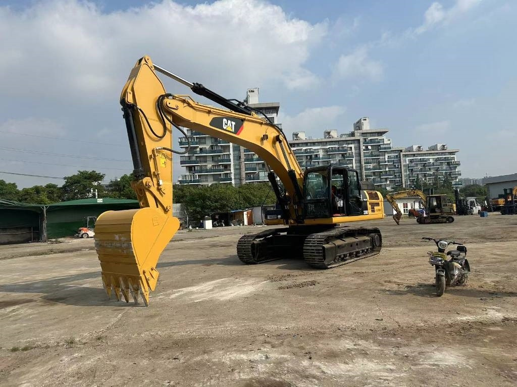 CAT 330 D - حفارات زحافة: صور 3 CAT 330 D - حفارات زحافة: صور 3