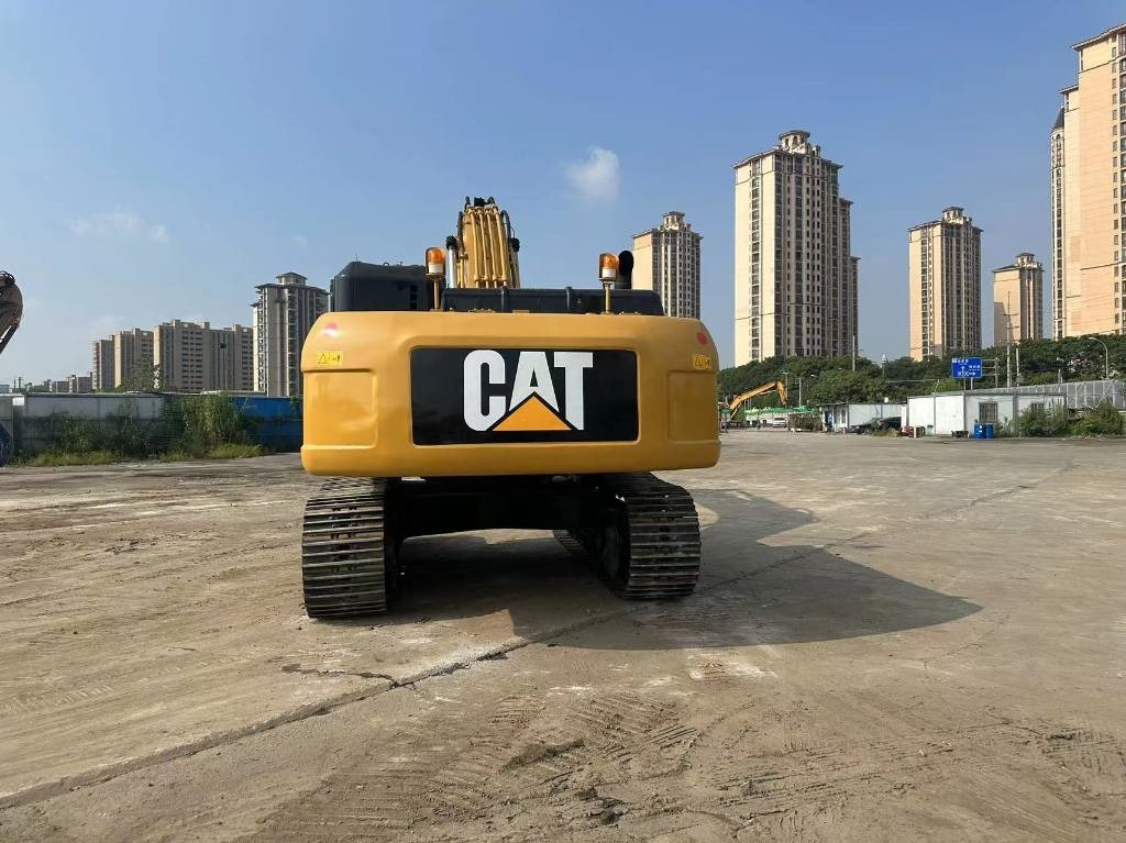 CAT 330 D - حفارات زحافة: صور 5 CAT 330 D - حفارات زحافة: صور 5
