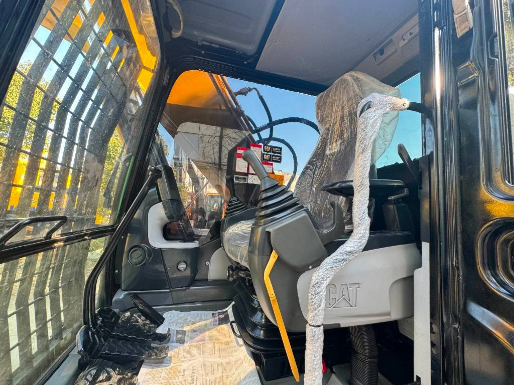 CAT 330D2L - حفارات زحافة: صور 5 CAT 330D2L - حفارات زحافة: صور 5