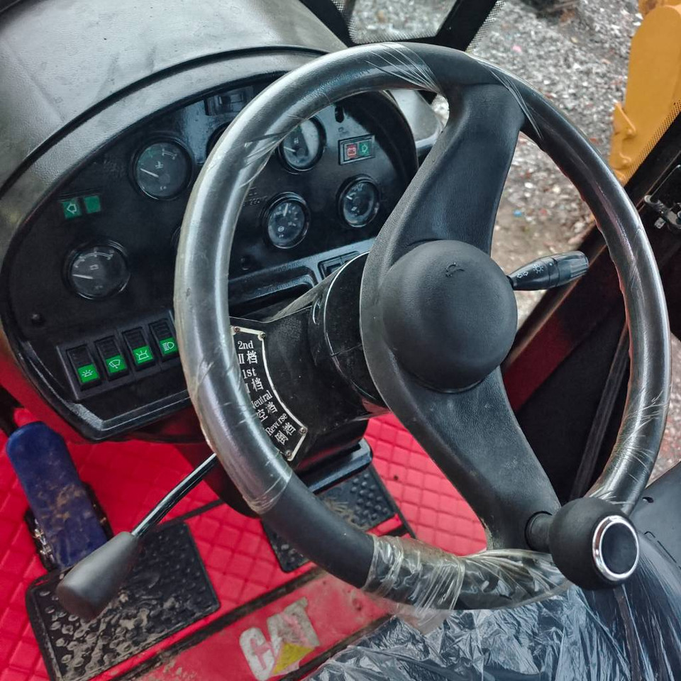 CAT 966 H - اللودر بعجل: صور 5 CAT 966 H - اللودر بعجل: صور 5