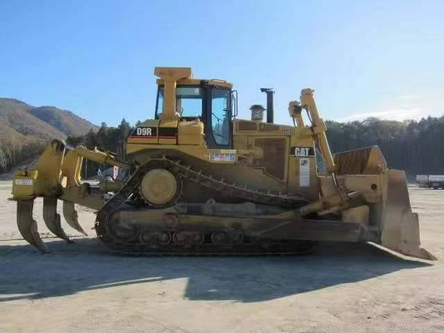 CAT D 9 R - بلدوزر: صور 1 CAT D 9 R - بلدوزر: صور 1
