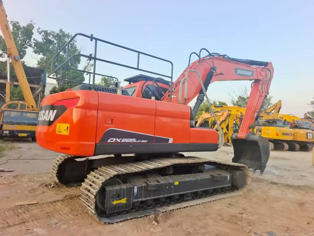 Doosan DX 225 LC-9C - حفارات زحافة: صور 1 Doosan DX 225 LC-9C - حفارات زحافة: صور 1