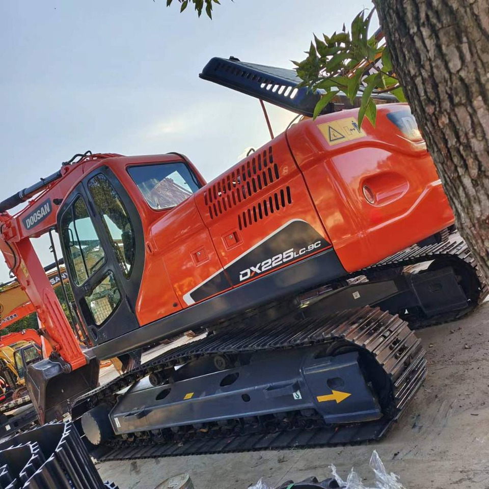 Doosan DX 225 LC - حفارات زحافة: صور 1 Doosan DX 225 LC - حفارات زحافة: صور 1