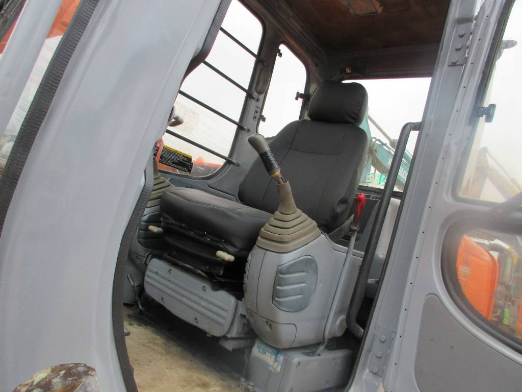 تأجير  Hitachi EX 120-3 Hitachi EX 120-3: صور 18