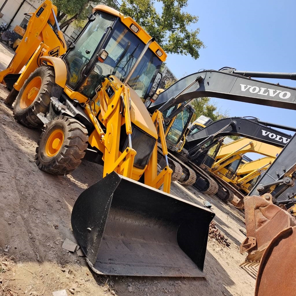 JCB 3 CX Brand new machine - حفار متعدد الاستخدام: صور 3 JCB 3 CX Brand new machine - حفار متعدد الاستخدام: صور 3