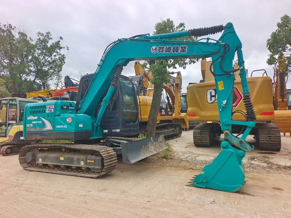 Kobelco SK 75 CSR - حفارات زحافة: صور 1 Kobelco SK 75 CSR - حفارات زحافة: صور 1