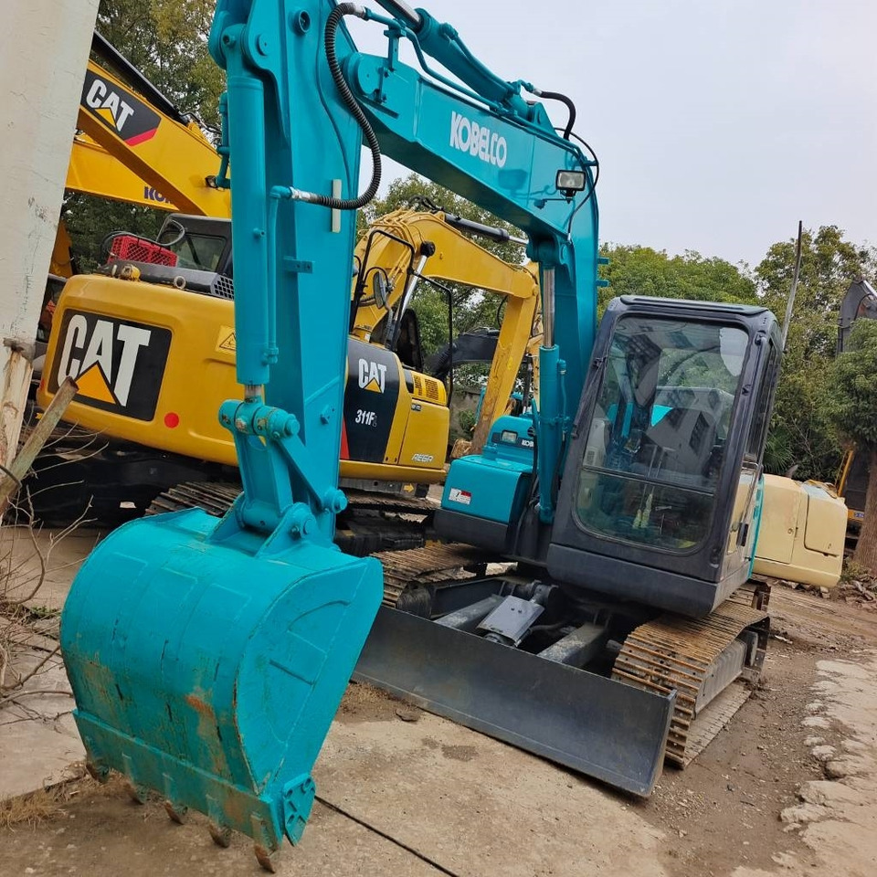 Kobelco SK 75 CSR - حفارات زحافة: صور 4 Kobelco SK 75 CSR - حفارات زحافة: صور 4