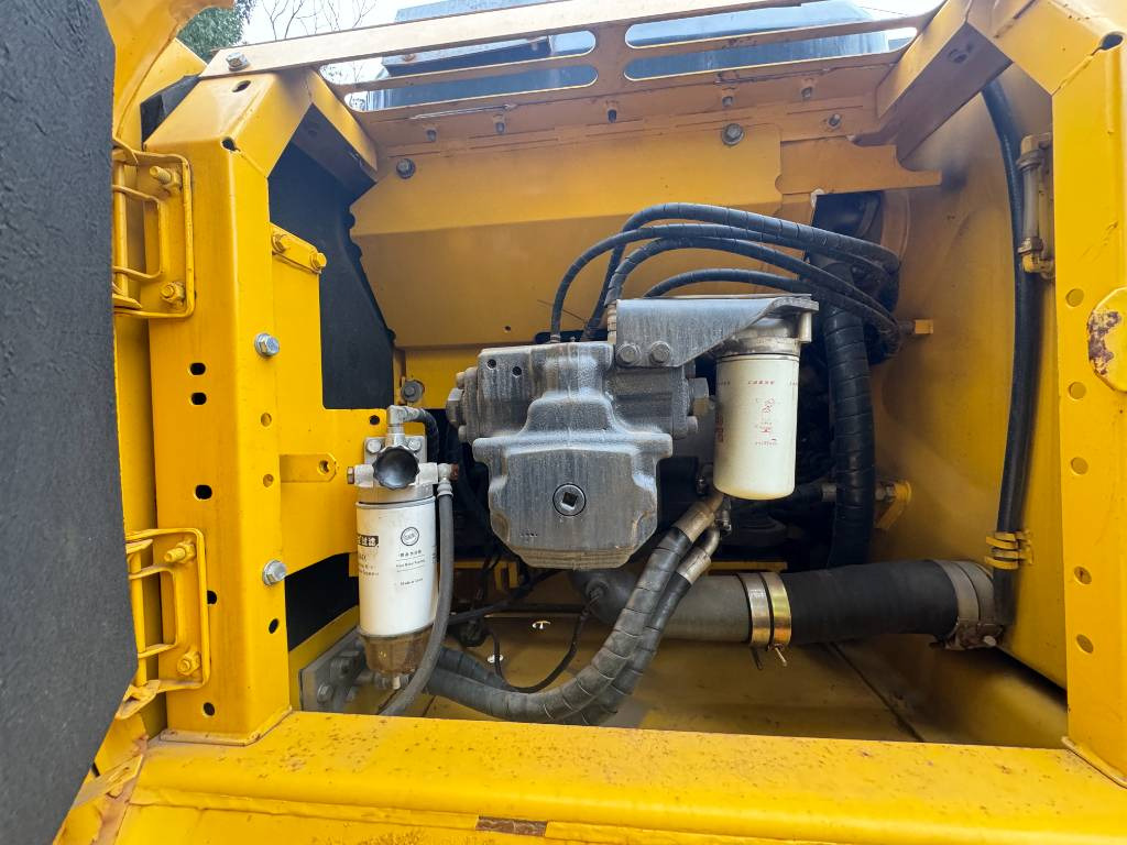 Komatsu PC 210 LC-8 - حفارات زحافة: صور 3 Komatsu PC 210 LC-8 - حفارات زحافة: صور 3