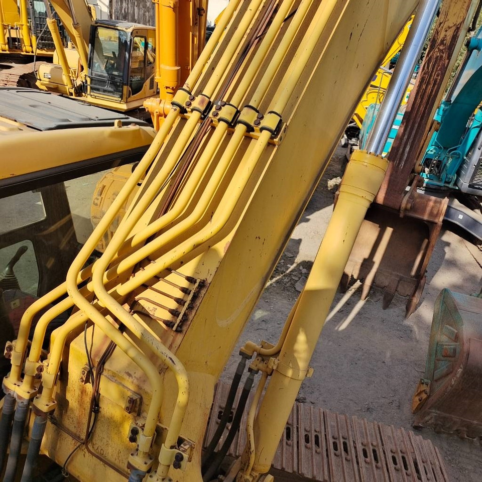 Komatsu PC 350-7 - حفارات زحافة: صور 3 Komatsu PC 350-7 - حفارات زحافة: صور 3