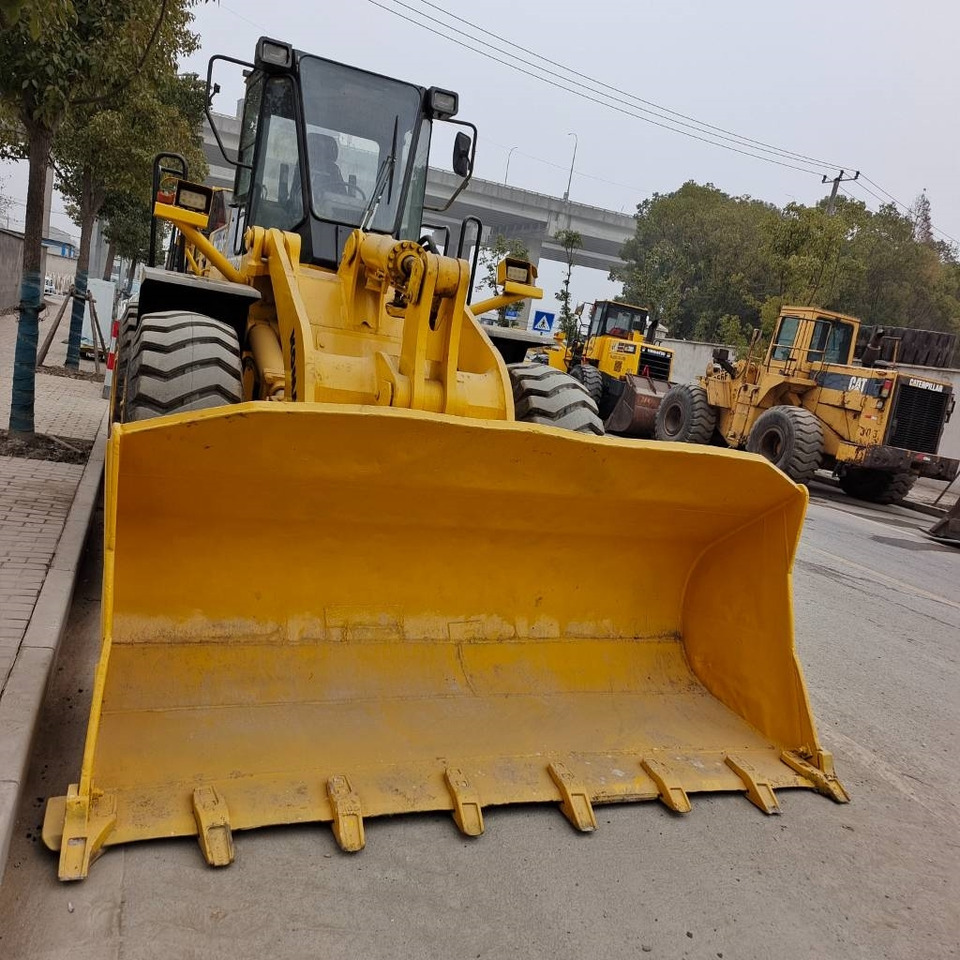 Komatsu WA 380 - اللودر بعجل: صور 4 Komatsu WA 380 - اللودر بعجل: صور 4