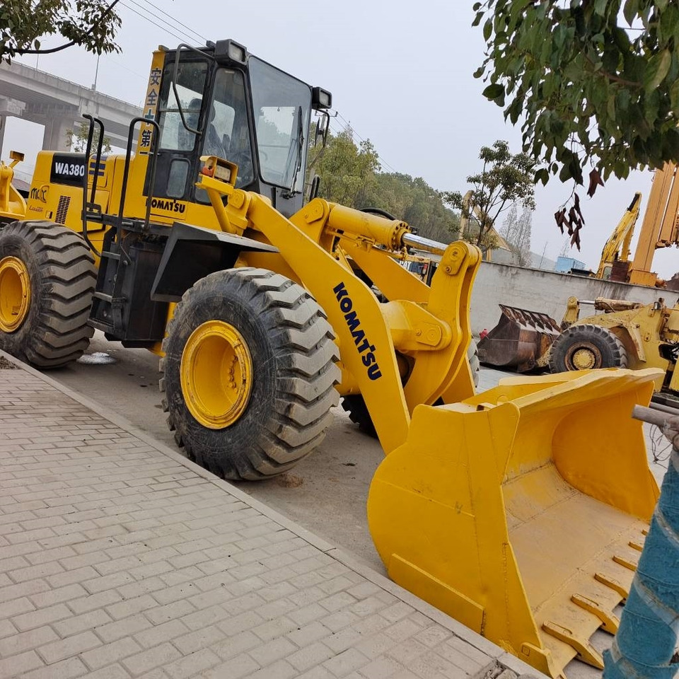 Komatsu WA 380 - اللودر بعجل: صور 3 Komatsu WA 380 - اللودر بعجل: صور 3