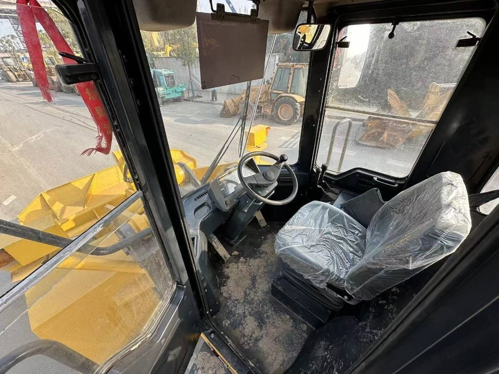 Komatsu WA 380 - اللودر بعجل: صور 3 Komatsu WA 380 - اللودر بعجل: صور 3