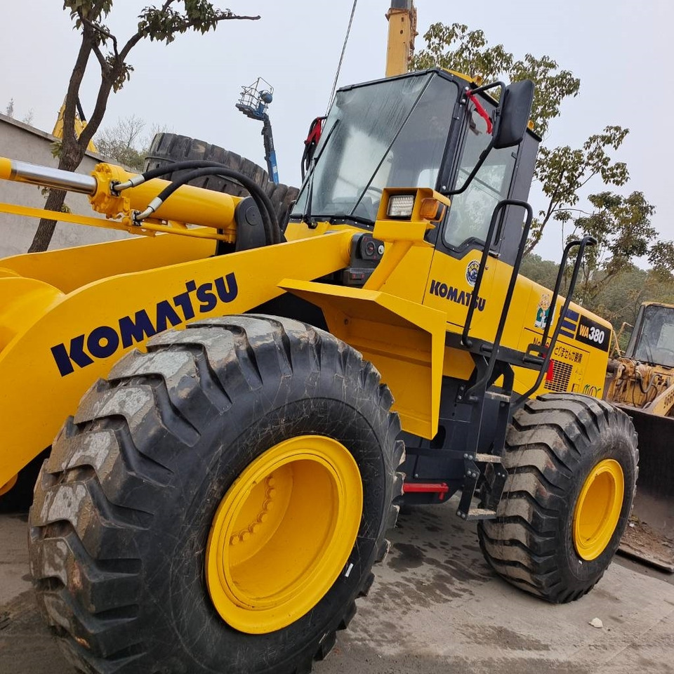 Komatsu WA 380 - اللودر بعجل: صور 4 Komatsu WA 380 - اللودر بعجل: صور 4