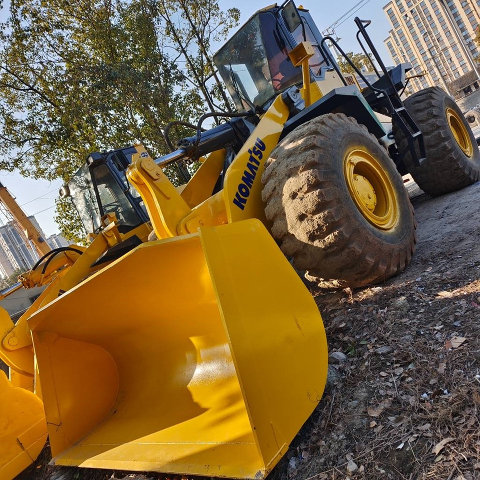 Komatsu WA 470-6 - اللودر بعجل: صور 3 Komatsu WA 470-6 - اللودر بعجل: صور 3