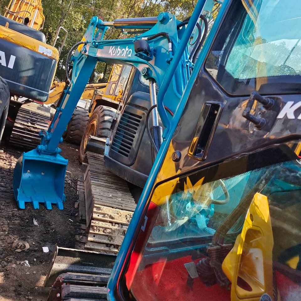 Kubota U-35 - حفارة مصغرة: صور 5 Kubota U-35 - حفارة مصغرة: صور 5