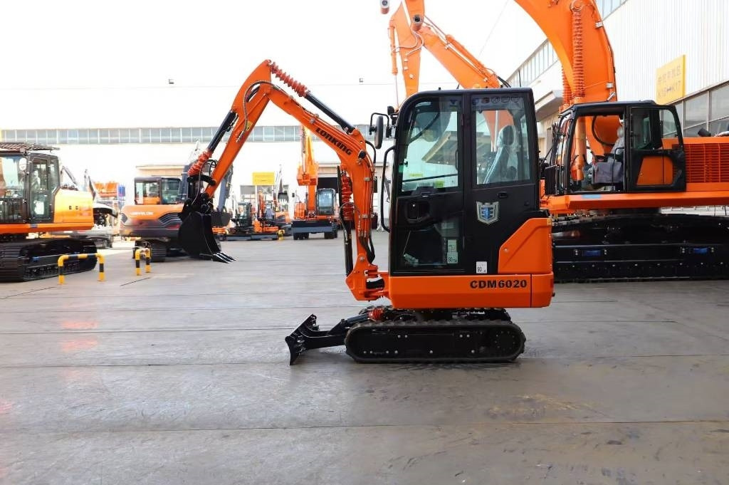 Lonking LG 6020 100% NEW machine - حفارة مصغرة: صور 4 Lonking LG 6020 100% NEW machine - حفارة مصغرة: صور 4