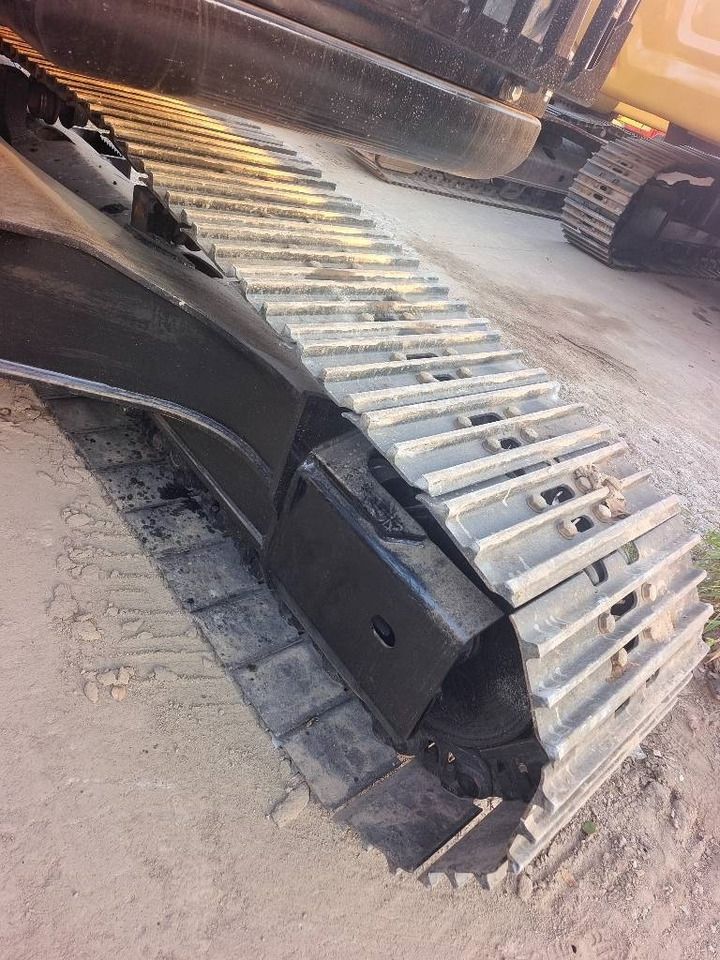 Sany SY 215 H - حفارات زحافة: صور 4 Sany SY 215 H - حفارات زحافة: صور 4