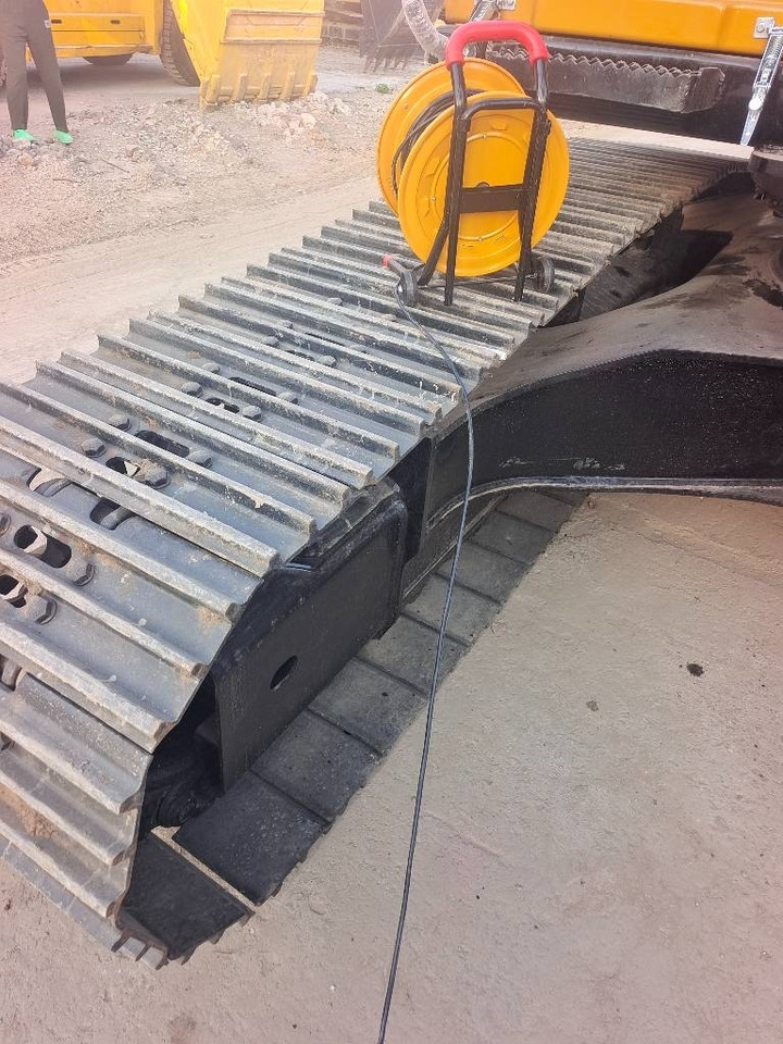 Sany SY 215 H - حفارات زحافة: صور 3 Sany SY 215 H - حفارات زحافة: صور 3