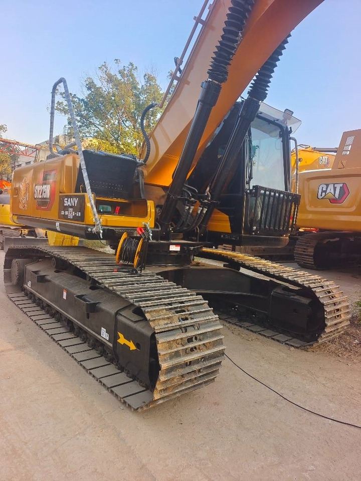 Sany SY 215 H - حفارات زحافة: صور 5 Sany SY 215 H - حفارات زحافة: صور 5