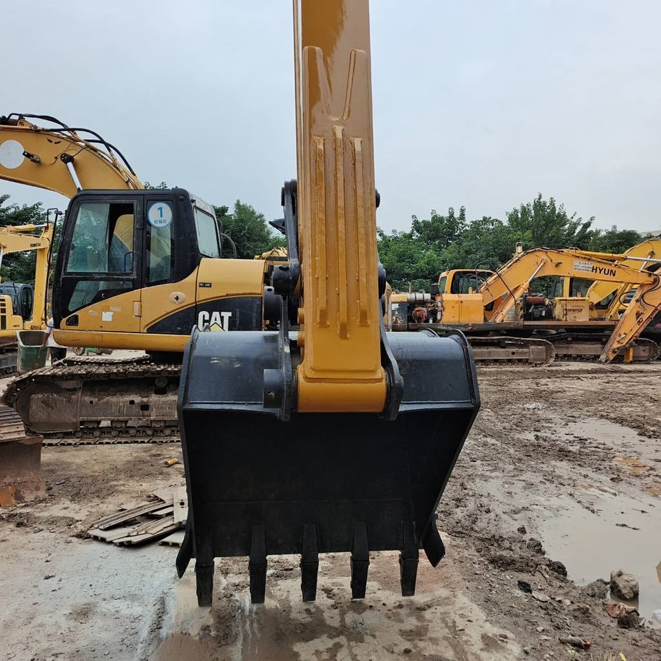 Sany SY 215 H - حفارات زحافة: صور 5 Sany SY 215 H - حفارات زحافة: صور 5