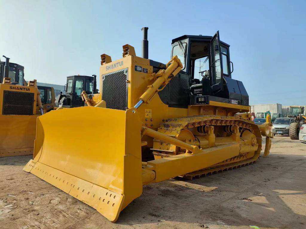 Shantui SD 22 - بلدوزر: صور 4 Shantui SD 22 - بلدوزر: صور 4