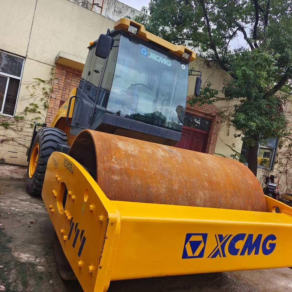 XCMG XS 203 J - مدماج: صور 4 XCMG XS 203 J - مدماج: صور 4